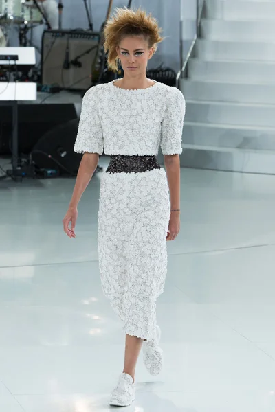 Look 4